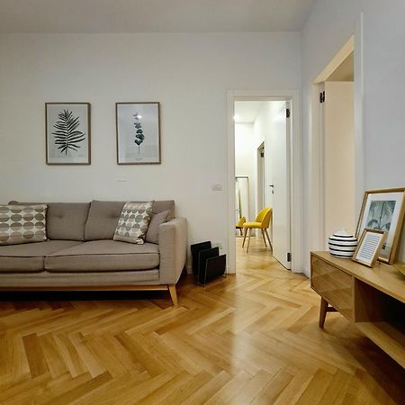 Serendipity Apartments - Duomo Milan Exterior photo